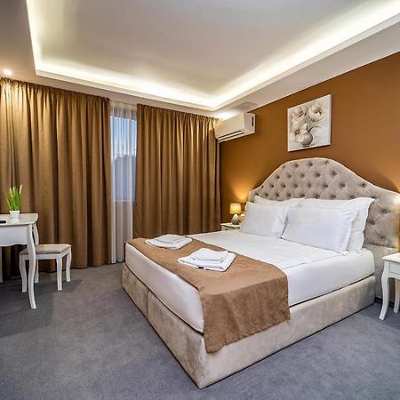 Hotel Rivera Dobritsj Eksteriør bilde